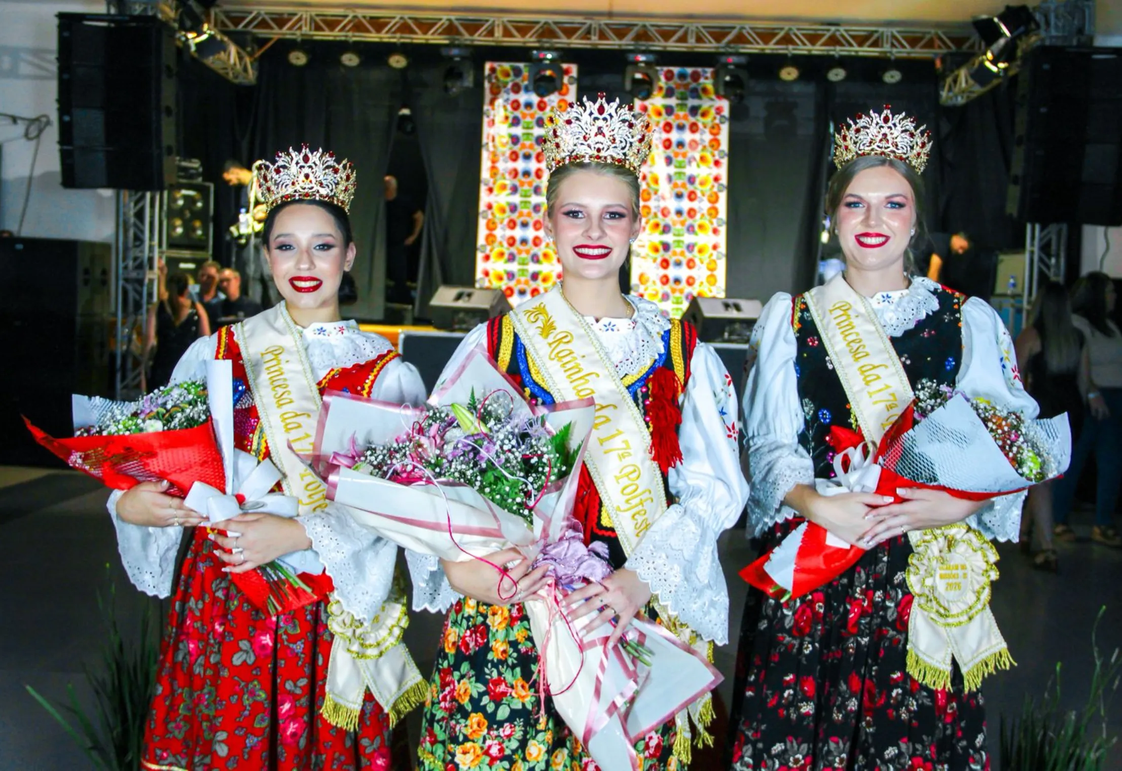 NOVA CORTE DE SOBERANAS DA 17ª POLFEST INTERNACIONAL É ESCOLHIDA