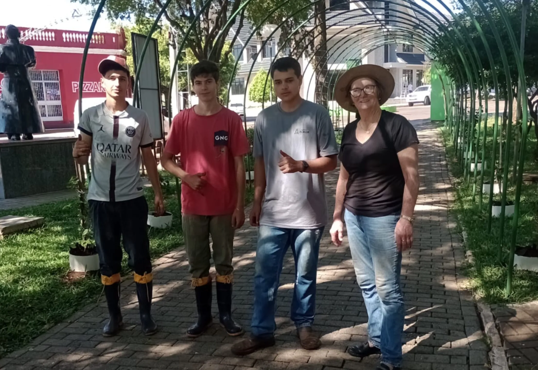 O PODER DO ENVOLVIMENTO DA COMUNIDADE ESCOLAR