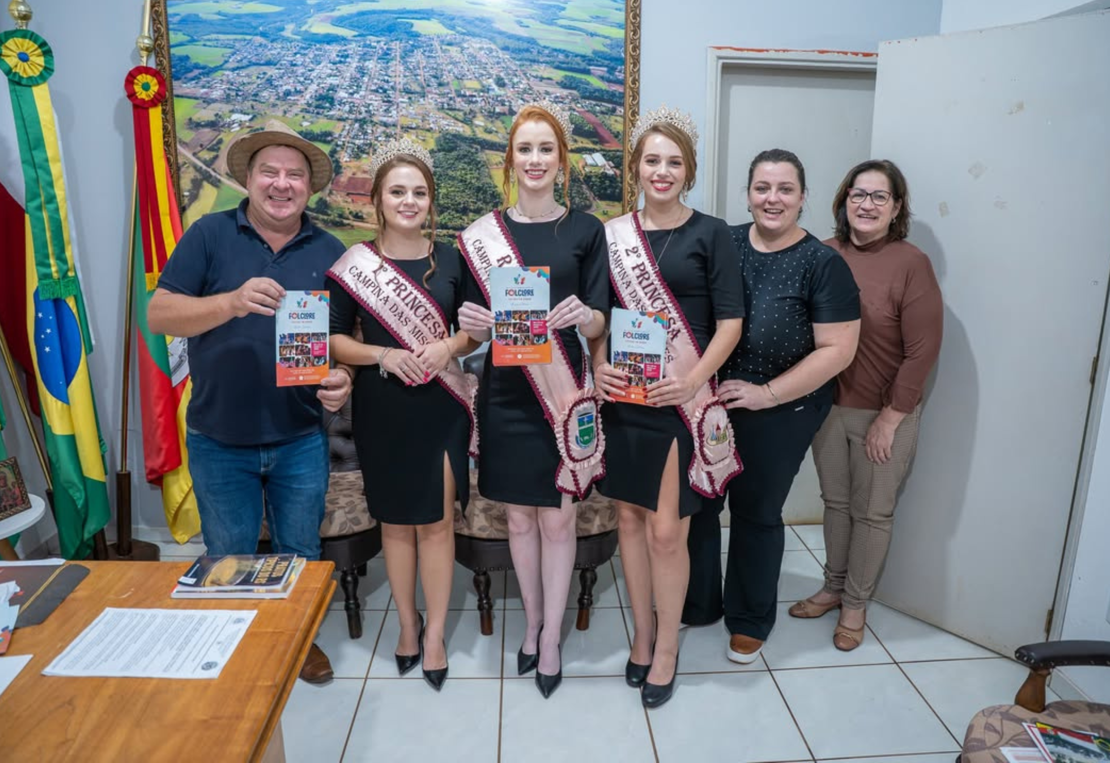 VISITA GABINETE DO PREFEITO
